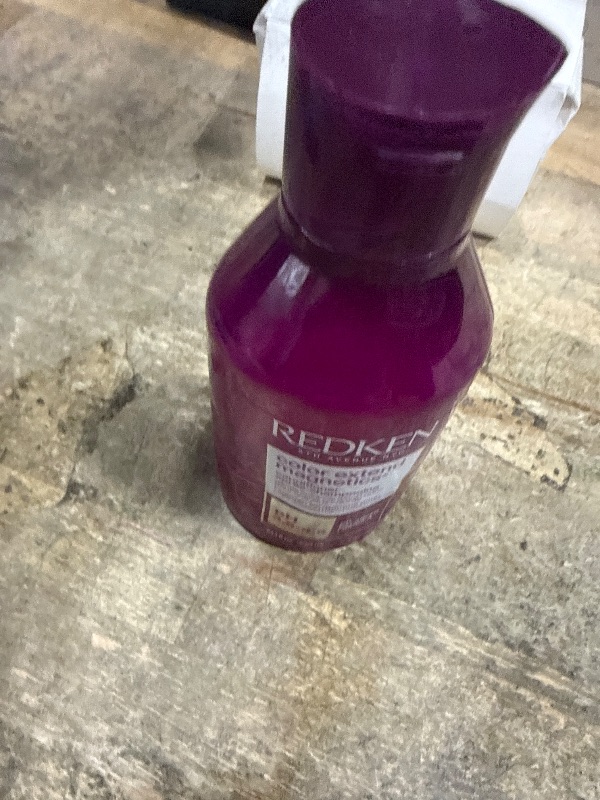 View 2 of **HALF FULL***Redken Color Extend Magnetics Conditioner - For Color-Treated Hair