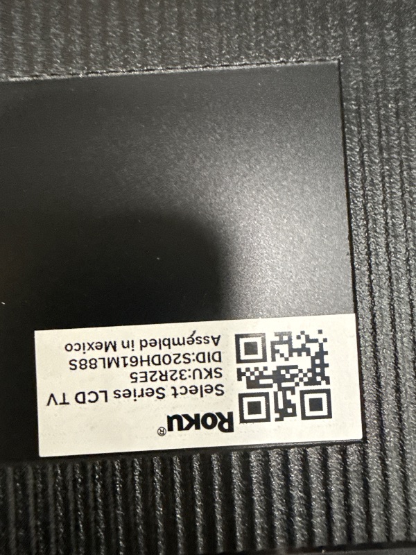 View 3 of ***Parts Only*** Roku 32" HD Smart TV