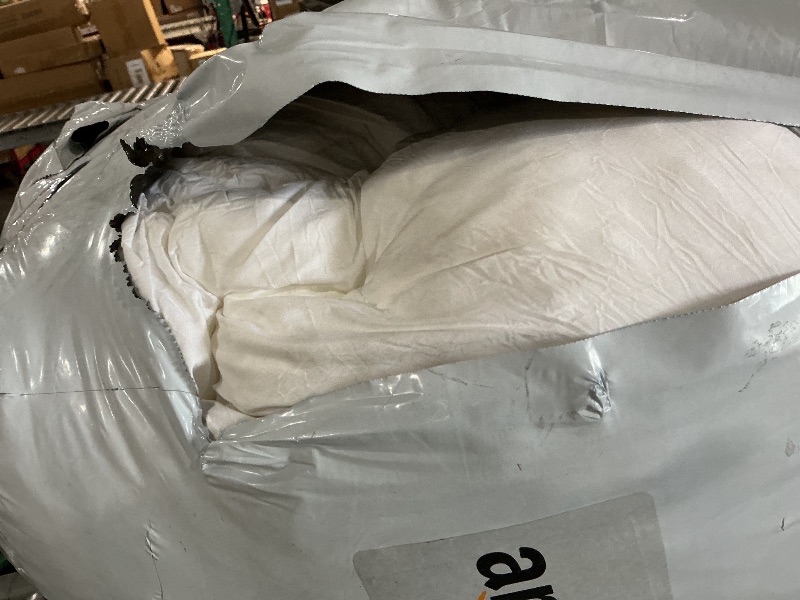 View 3 of ** STOCK PHOTO FOR REFERENCE ONLY Goose Down Fiber Comforter Oversized Queen – Summer Hotel Quality Duvet Insert, High Fill Power, Ultra Soft 100% Cotton, Box-Stitched, Lightweight Luxurious White Cooling Comforter, 98"x 98"