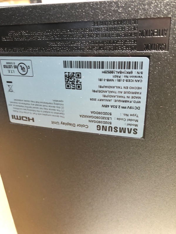 View 3 of *** NO POWER CORD ***
Samsung 32-inch S3 FHD 100Hz Curved Monitor