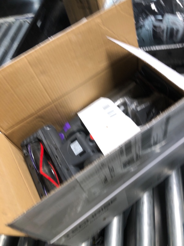 View 3 of ***HEAVILY USED***
TechRise Cordless Vacuum Cleaner
