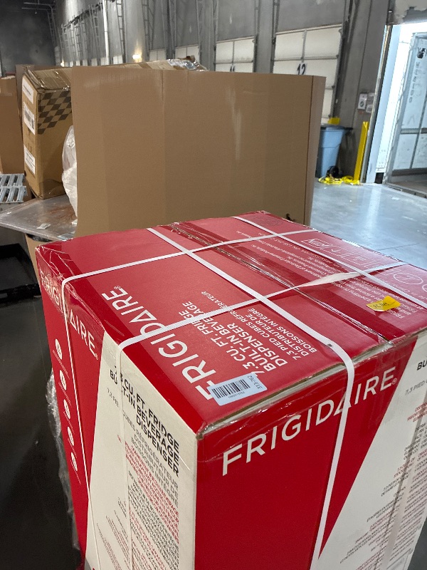View 5 of ***FACTORY SEALED***Frigidaire Platinum Fridge Freezer Combo, 7.5 cu. ft. Capacity Apartment Size Fridge with Freezer, Built-in Water Dispenser, Quicksilver