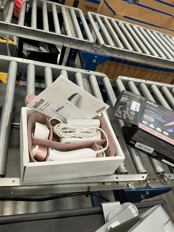 View 4 of Braun Skin i-Expert Pro 7 Smart IPL Hair Removal Device