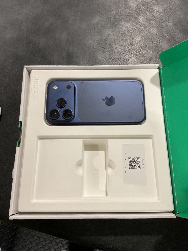 Photo 1 of Apple iPhone 17 Pro 1TB Deep Blue Unlocked (Renewed Premium)