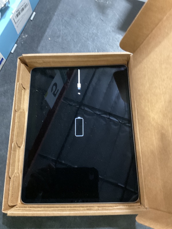 Photo 1 of Apple iPad Pro 12.9-inch M2 Chip Tablet