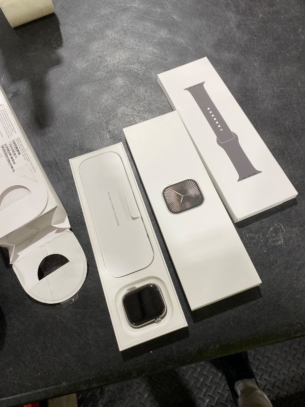 Photo 1 of Apple Watch Series 10 GPS + Cellular Smartwatch
