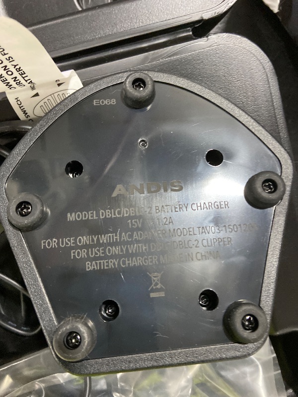 View 4 of Andis Pulse Zr II 5-Speed Detachable Blade Clipper