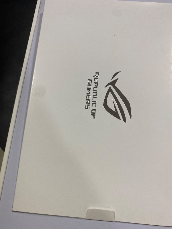 Photo 1 of ASUS ROG Astral GeForce RTX 5090 32GB GDDR7 White OC Edition Graphics Card