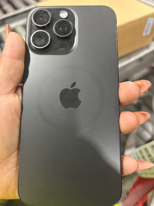 Photo 1 of Apple iPhone 15 Pro Max 512GB Black Titanium (Renewed Premium)