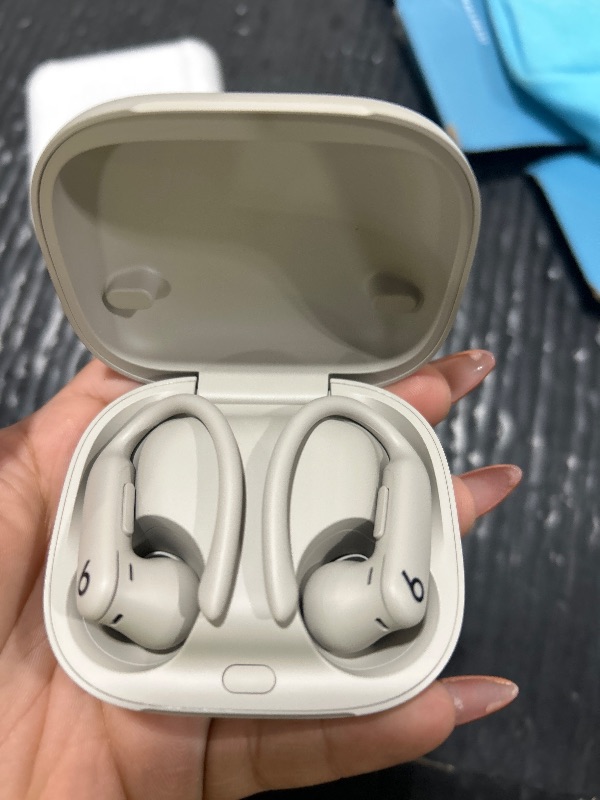 Photo 1 of Beats Powerbeats Pro 2 Wireless Earbuds