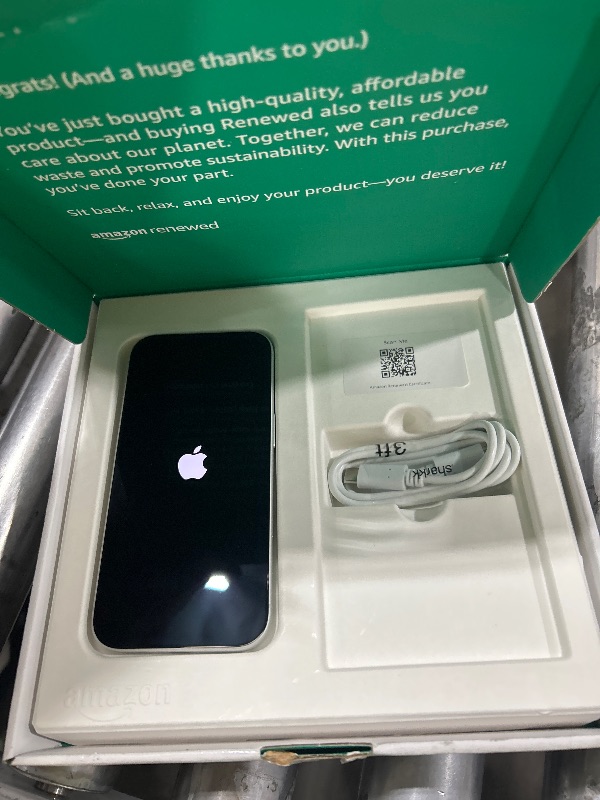 Photo 1 of Apple iPhone 17 Pro 512GB Silver