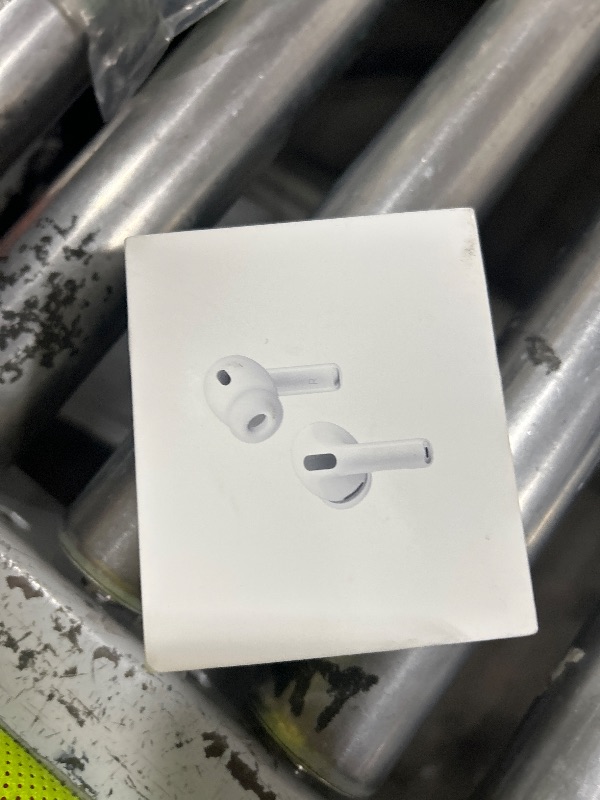 Photo 1 of Apple AirPods Pro 3 Wireless Earbuds