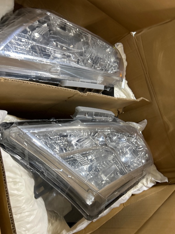 Photo 1 of Spyder (OE) Pathfinder 13-16 (Halogen Models) OEM Style Headlights - Low Beam-H11(Not Included) ; High Beam-HB3(Not Included) ; Signal-7440NA(Included) - All Chrome