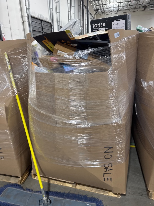 Photo 1 of Nellis Variety Box: Pallet | See Notes for Details
