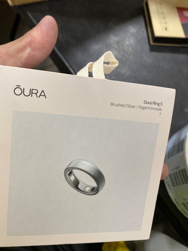 Photo 1 of Oura Ring 5 Smart Ring - Brushed Silver - Size 7