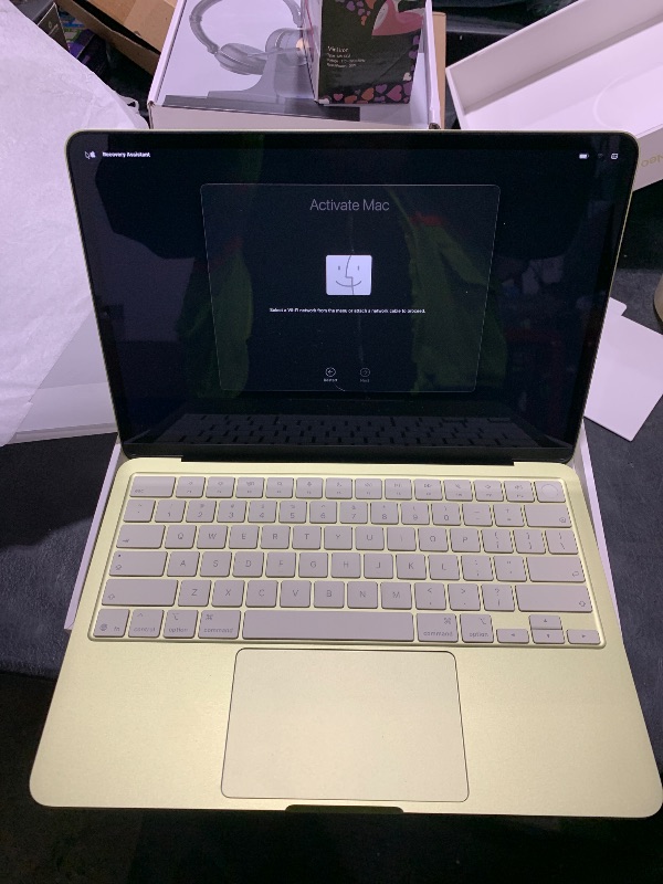 Photo 1 of Apple 2026 MacBook Neo 13-inch Laptop with A18 Pro chip: Built for AI and Apple Intelligence, Liquid Retina Display, 8GB Unified Memory, 512GB SSD Storage, 1080p FaceTime HD Camera, Touch ID; Citrus