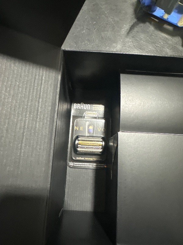 Photo 1 of Braun NEVO Men's Electric Shaver with AeroTouch Technology