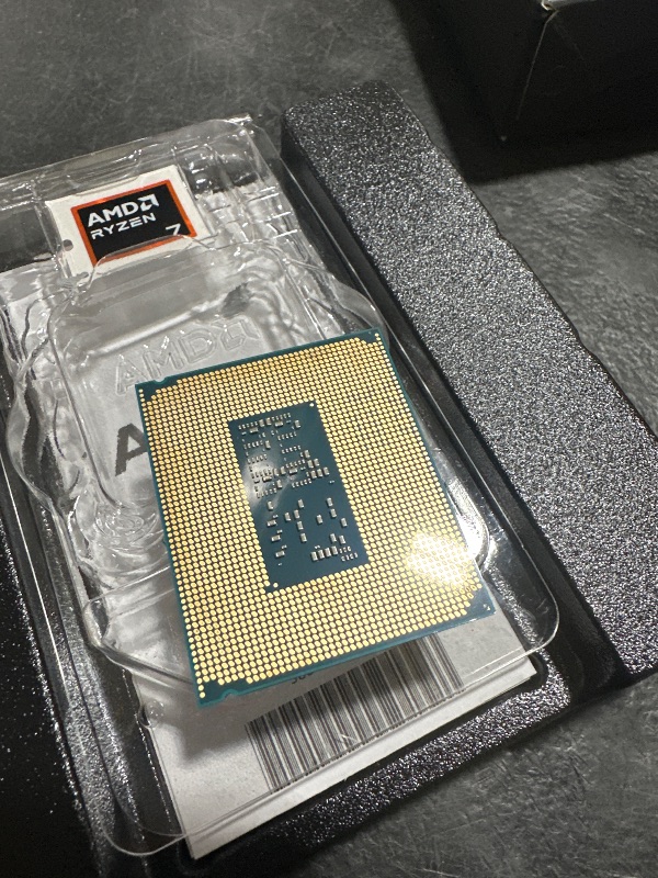 Photo 1 of ntel® Core™ Ultra 9 Processor 285K 24 cores (8 P-cores + 16 E-cores) up to 5.7 GHz