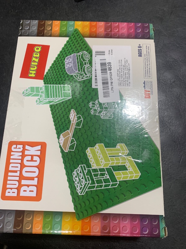 View 2 of HUIZDQ 450pcs Wheels and Axles Building Blocks Set