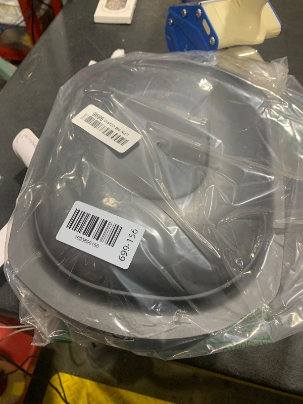 Photo 1 of Tupperware UltraPro H31 Casserole Dish with Lid