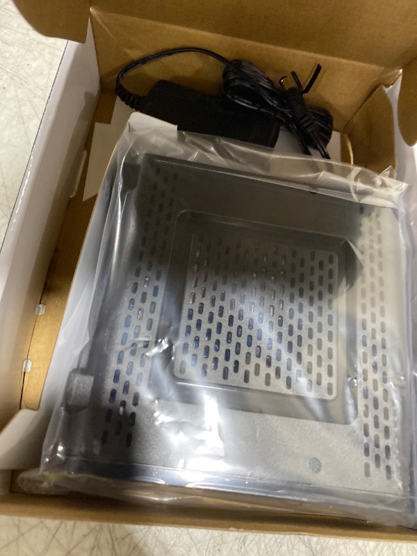 View 3 of ARRIS SB6190 DOCSIS 3.0 Cable Modem