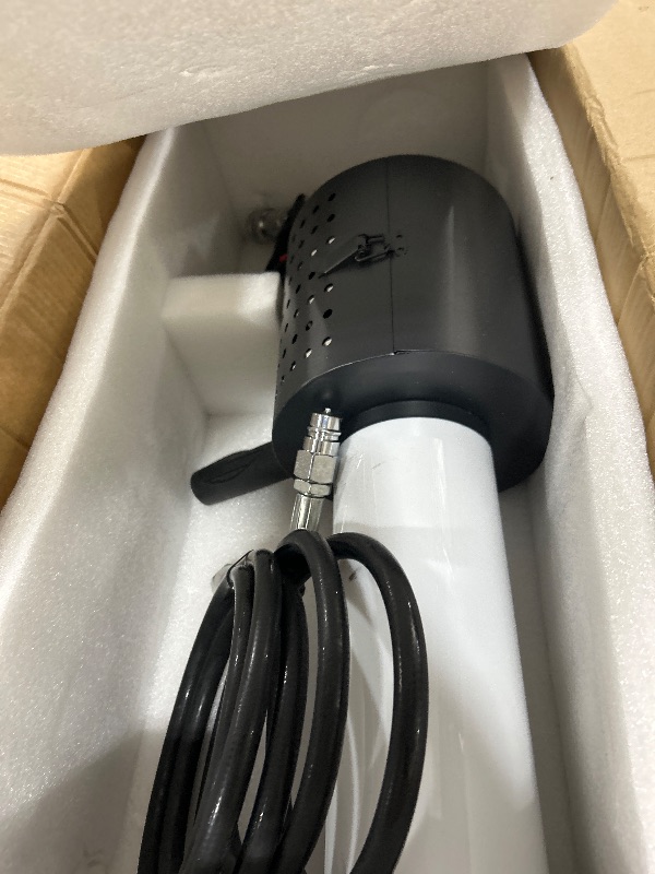 Photo 1 of HTMTTTMTH Handheld CO2 Jet Confetti Machine