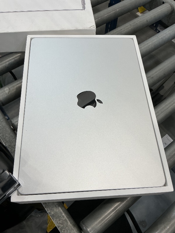 Photo 1 of Apple MacBook Air 13-inch M4 Laptop