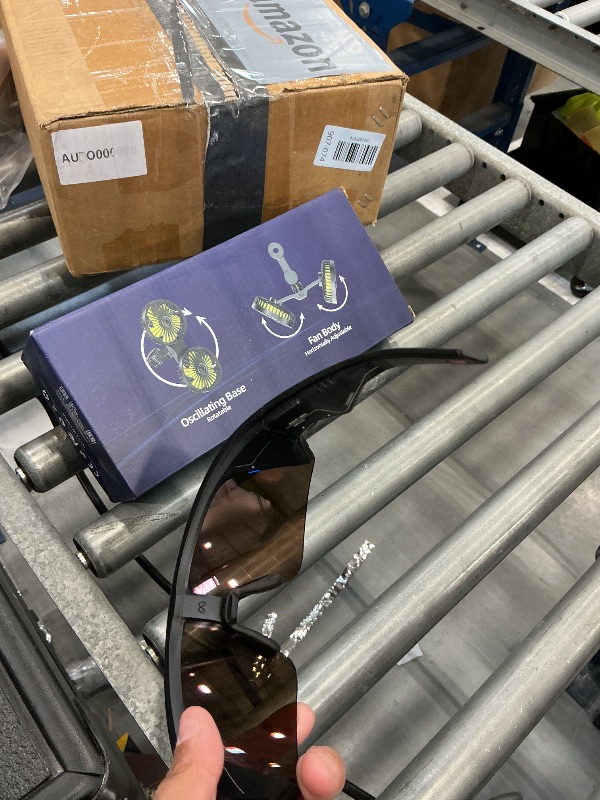 Photo 1 of Meta Oakley, Vanguard AI Glasses