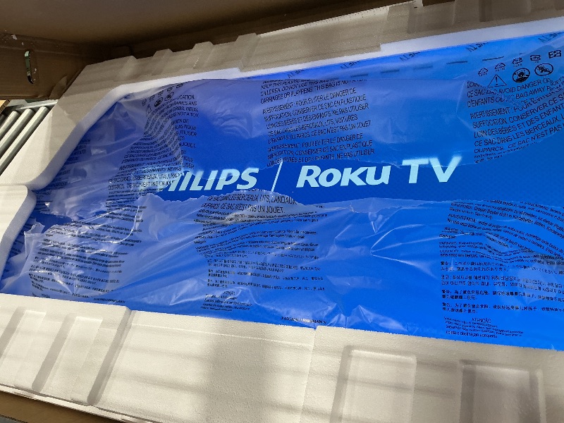 View 4 of Philips 55 Inch 4K Ambilight QLED Roku TV, UHD 2160p,7985 Series