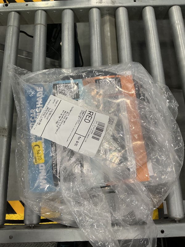 Photo 1 of EcoNour Windshield Sunshade for Land Rover Discovery Sport