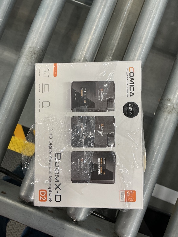 Photo 1 of COMICA BoomX-D2 Wireless Lavalier Microphone System