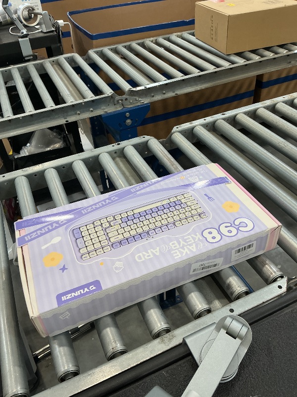 Photo 1 of YUNZII C98 99-Key Wireless Mechanical Keyboard