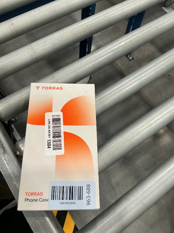 Photo 1 of TORRAS iPhone 17 Pro Magnetic Case - Blue