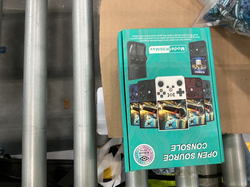 Photo 1 of AISLPC R36MAX Retro Handheld Game Console