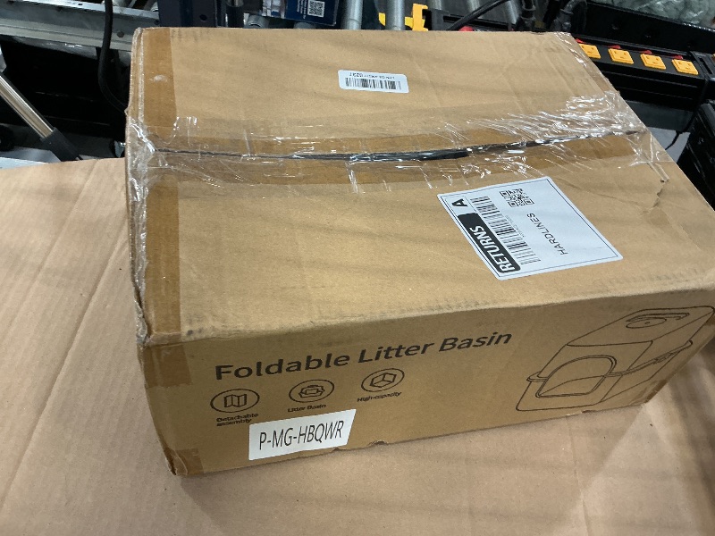Photo 1 of Sfozstra Enclosed Cat Litter Box: Splash Resistant Leak Resistant