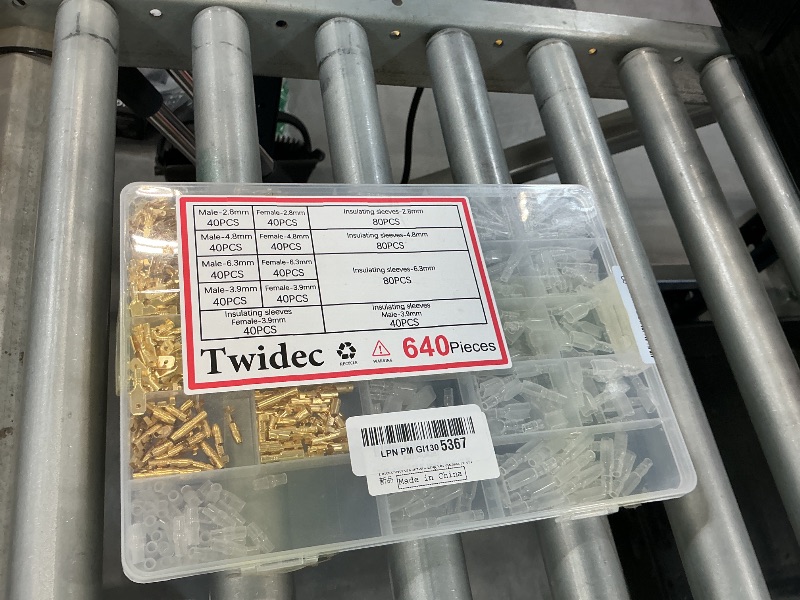Photo 1 of Twidec 640Pcs Wire Spade Connector Kit