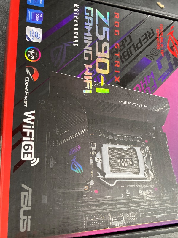 View 2 of ROG Strix Z590-I Gaming WiFi 6E LGA 1200 (Intel® 11th/10th Gen) mini-ITX gaming motherboard (PCIe 4.0, 8+2 power stages,Thunderbolt 4 Onboard,2.5 Gb LAN, USB 3.2 Gen 2 front panel Type-C,2x M.2 slots)