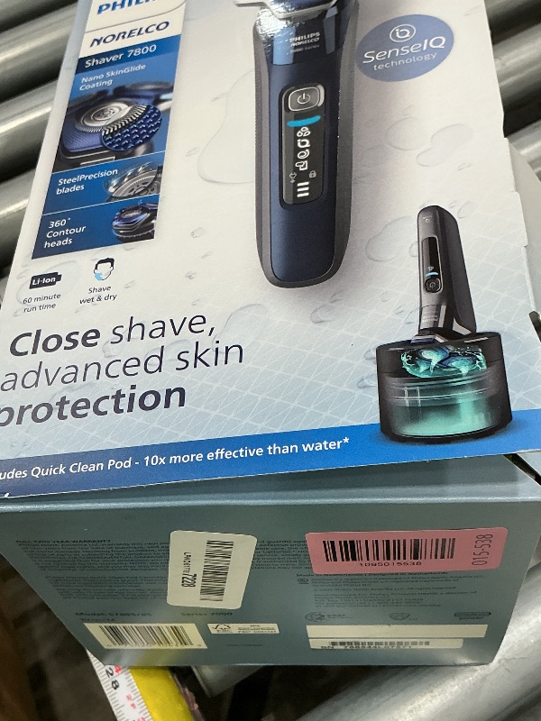 View 2 of Philips Norelco 7800 Rotary Shaver