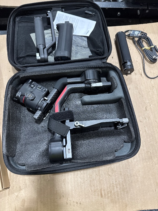 View 3 of DJI RS 4 Pro Gimbal Stabilizer