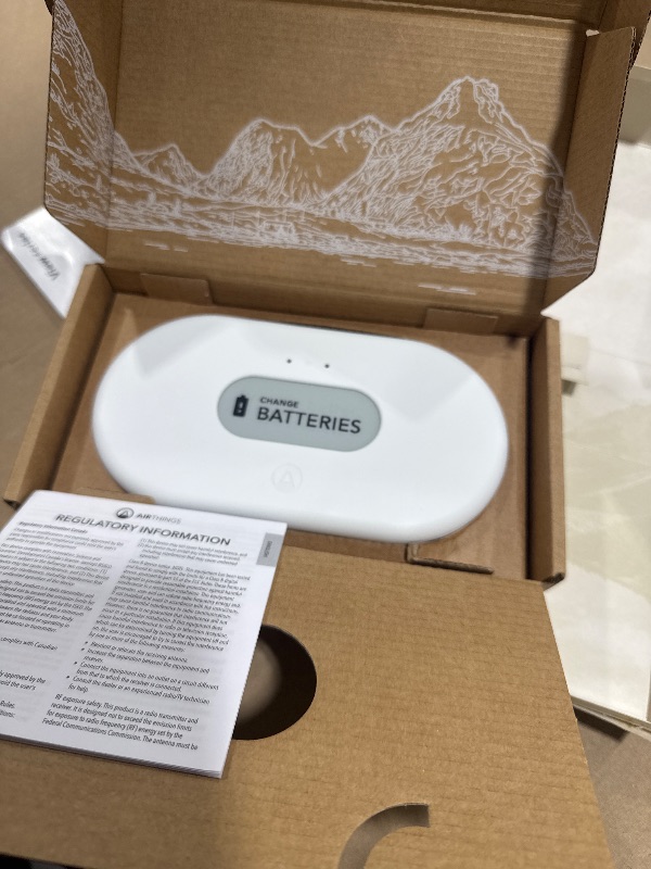 View 3 of Airthings 2960 View Plus - Battery Powered Radon & Air Quality Monitor (PM, CO2, VOC, Humidity, Temp, Pressure)