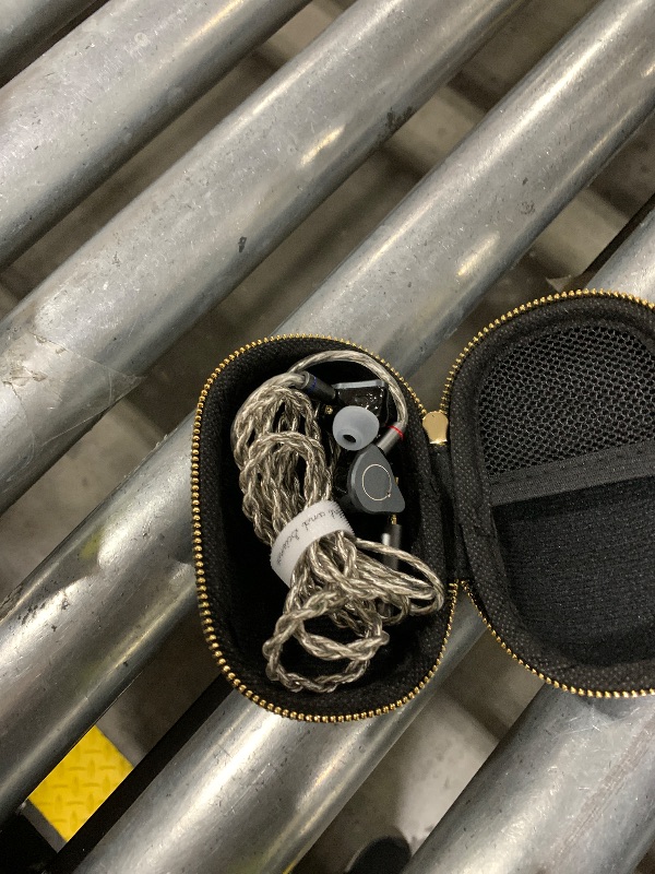 View 3 of Linsoul SuperMix 4 Hybrid IEM