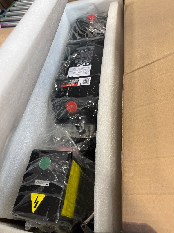 View 3 of VEVOR 14 Quart Hydraulic Pump 2.2KW AC 220-240V