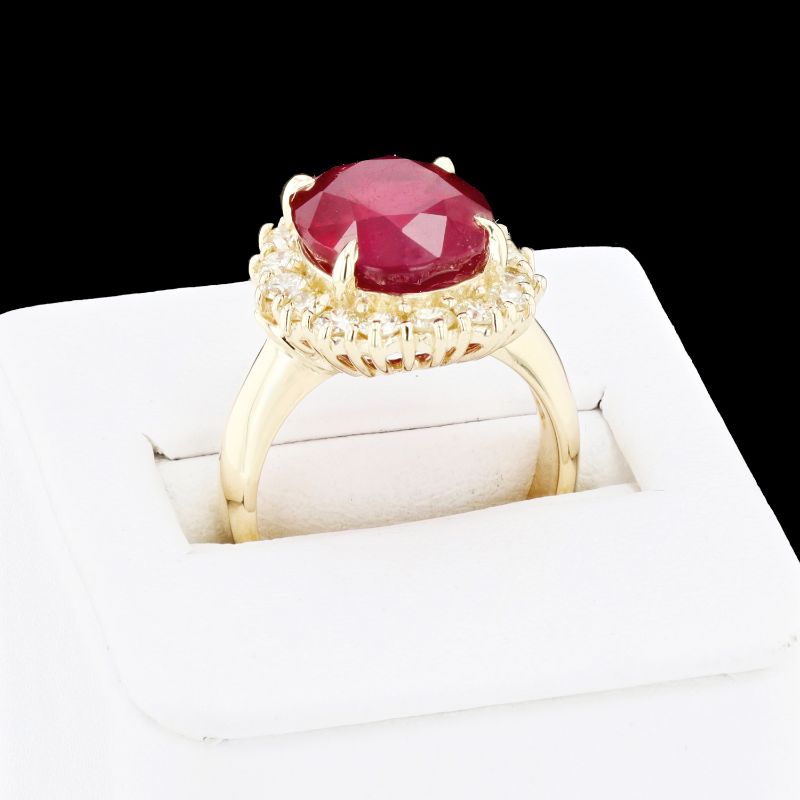 Photo 3 of 14K YELLOW GOLD 7.91ct RUBY AND .94ctw DIAMOND RING W CERTIFIED APPRAISAL (APPROX SIZE 6.5)  RN031330
