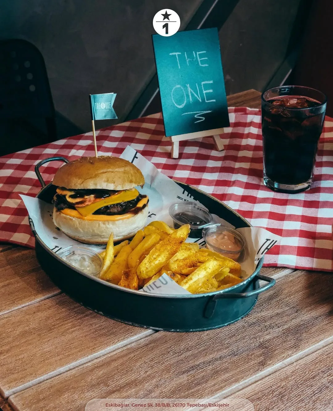 The One Burger — Fotoğraf 7