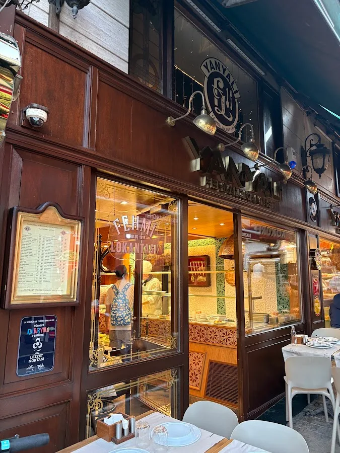 Yanyalı Fehmi Lokantası — Fotoğraf 1