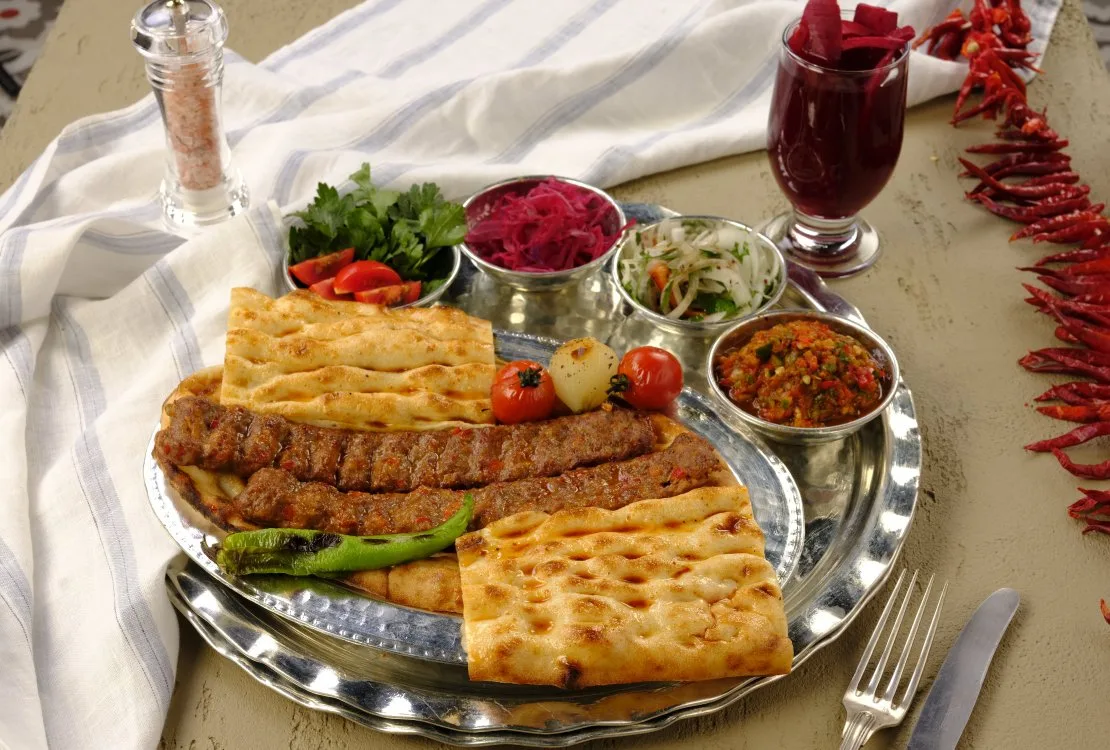 Fesleğen Restoran — Fotoğraf 7