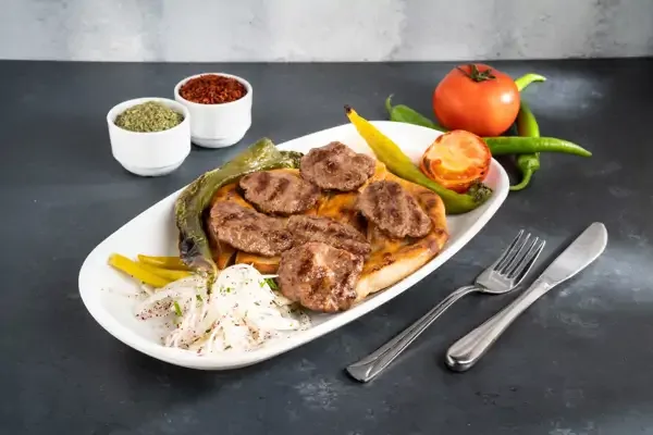 Öz Mevlana Pide Ve Kebap Salonu (Etimesgut) — Fotoğraf 7