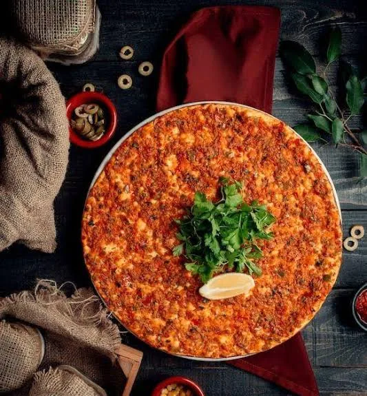 Yıldız Dağ Pide Lahmacun — Fotoğraf 2