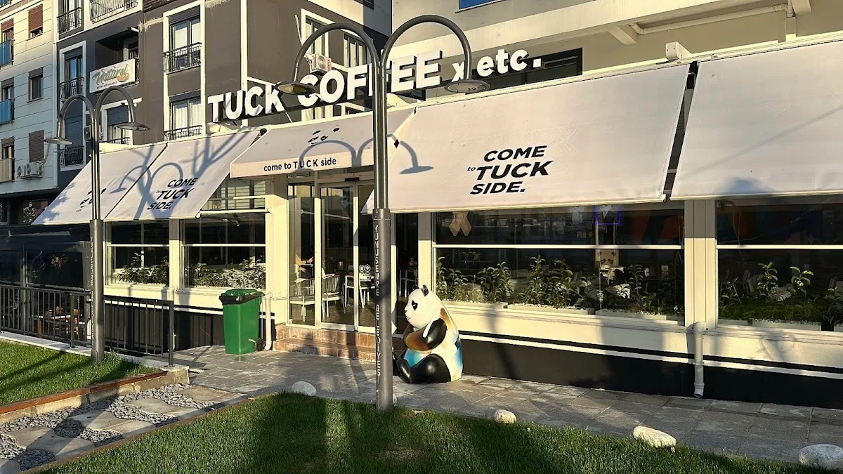 Tuck Coffee x Etc Manisa — Fotoğraf 1