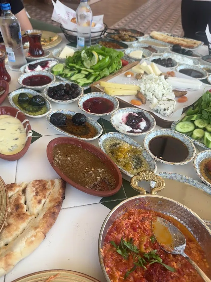 Marech Cafe Restaurant — Fotoğraf 2